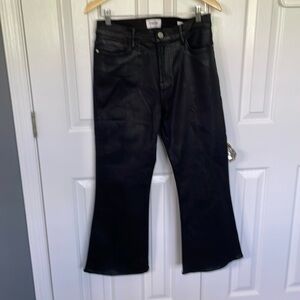 Fame Le Crop Flare Denim. Size 30. Gently worn. Excellent condition. Sheen.